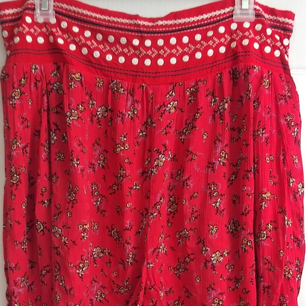 Wonderly Women's Moroccan Sunset Tomato Shorts